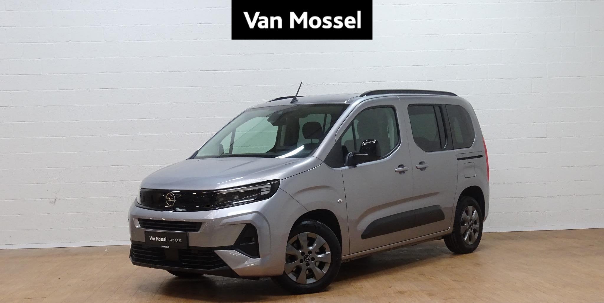 Opel Combo Life 1.2T Edition+gps+camera+park pilot achteraan, Autos, 144 g/km, Achat, 4 portes, Entreprise