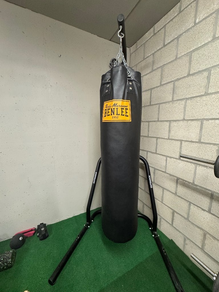 Benlee Rocky Marciano bokszak 150 cm + Outshock standaard, Ophalen, Zo goed als nieuw, Bokszak