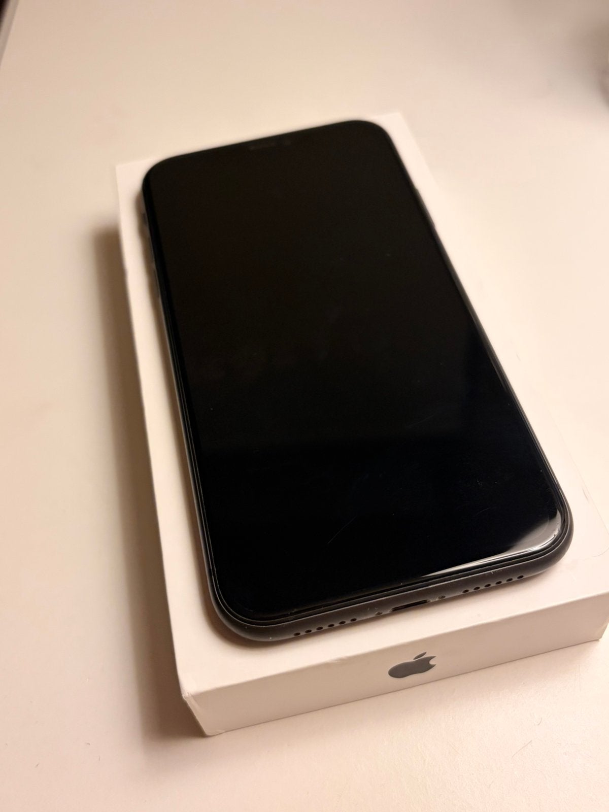 Iphone 11, Enlèvement, Comme neuf, IPhone 11