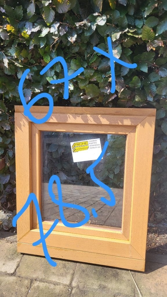 Châssis en Meranti– Double vitrage, Bricolage & Construction, Vitres, Châssis & Fenêtres, Neuf, Fenêtre de façade ou Vitre, Moins de 80 cm
