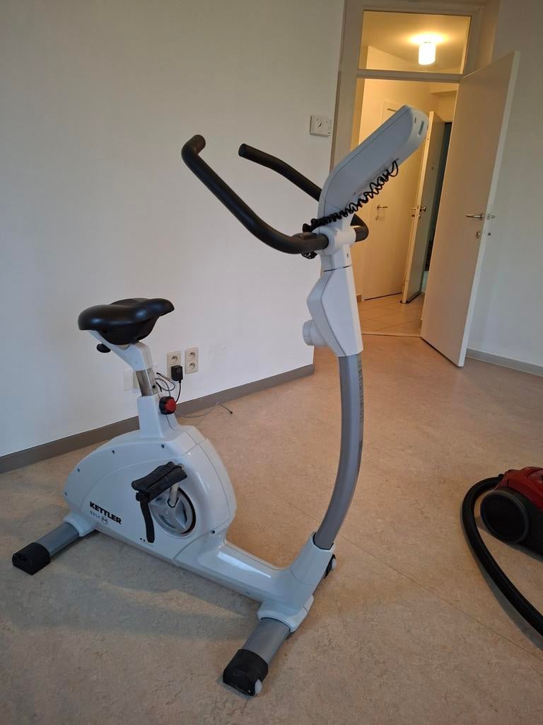 Hometrainer merk Kettler Golf M. Weg wegens verhuis., Sport en Fitness, Ophalen, Hometrainer