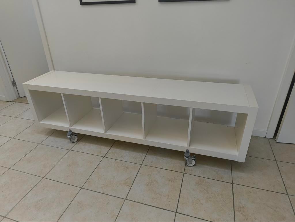 Ikea tv kast op wielen, Ophalen, Gebruikt