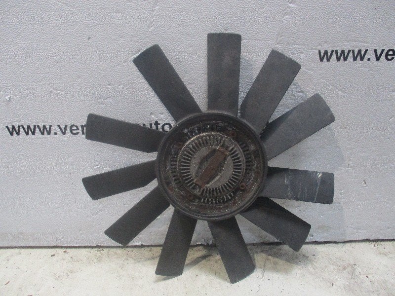 KOELVENTILATOR BMW 3 serie (E36 / 4) (01-1990/11-1998), Gebruikt, BMW, Petuelring 130
80809  München, DE, Bayerische Motoren Werke AG