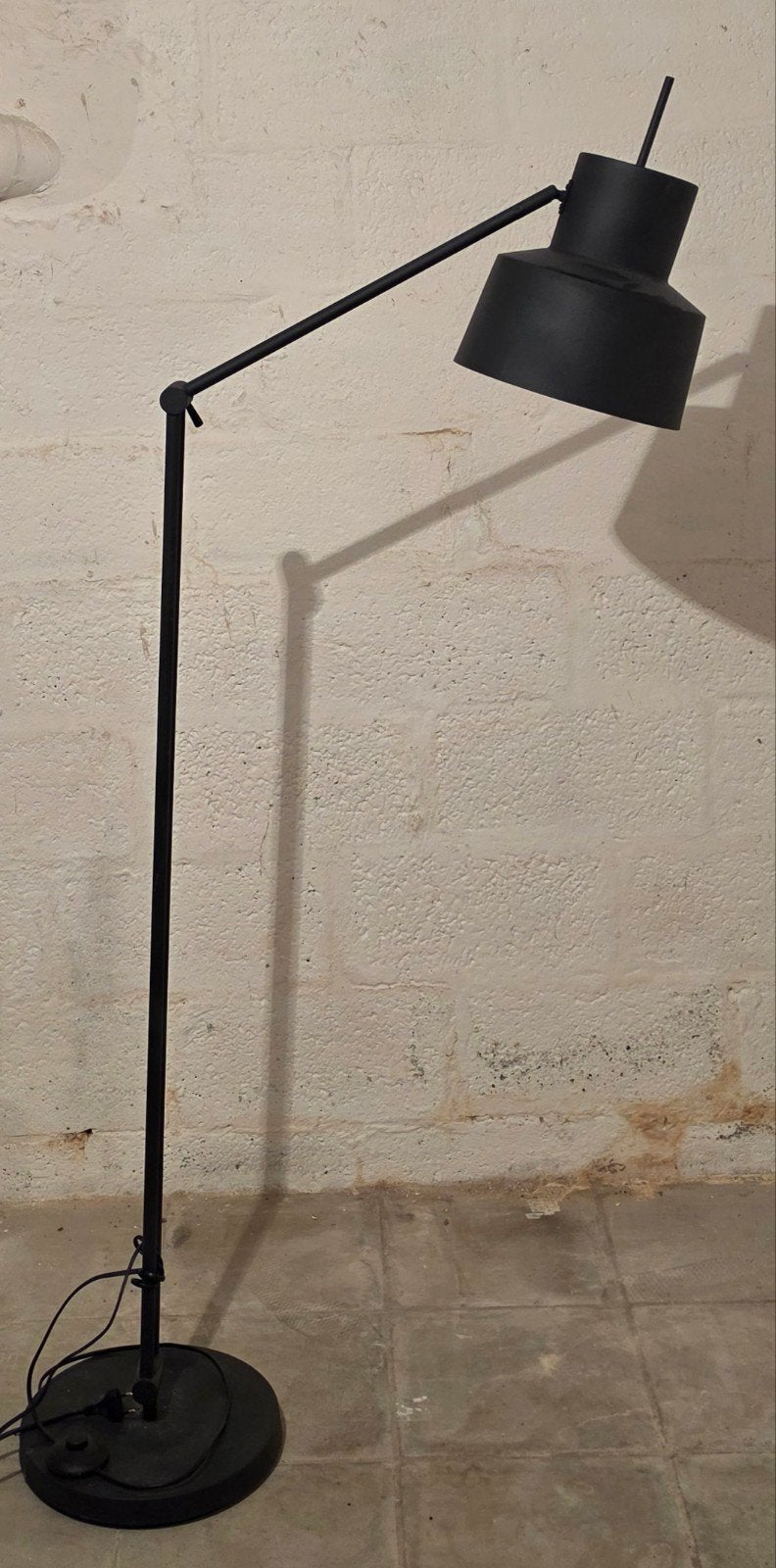 lampe sur pied sans ampoule metal noir réglable, Contemporain industriel, Métal, 150 à 200 cm, Enlèvement