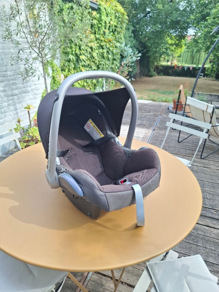 Maxi-cosi, Ceinture de sécurité, Enlèvement, Utilisé, 0 à 10 kg