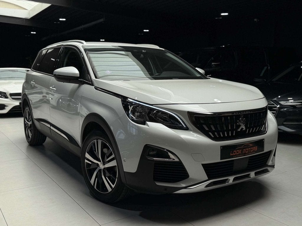 Peugeot 5008 1.2 i 130 CV 7 PLACES BOITE AUTO FULL OPTIONS, Entreprise, 7 places, 131 ch, 5 portes