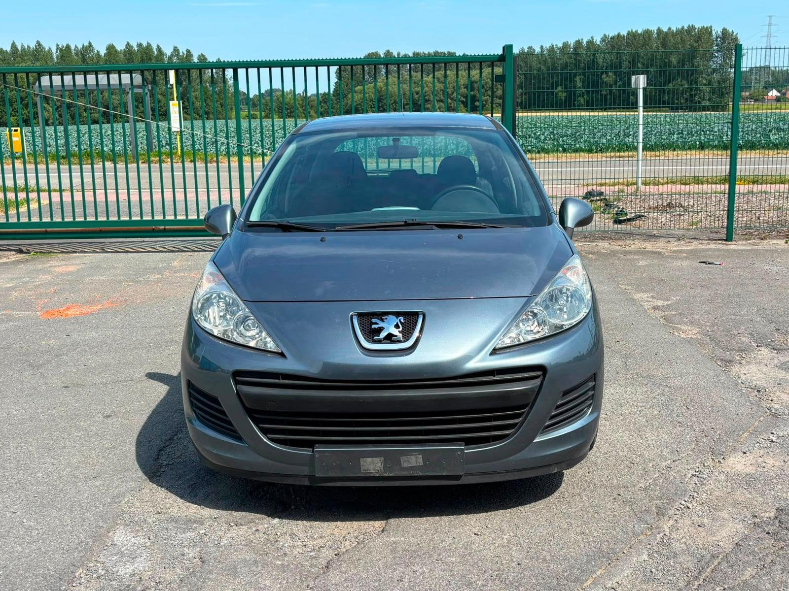 Peugeot 207 1.4 essence airco avec ct, Rétroviseurs électriques, Achat, 4 portes, Entreprise