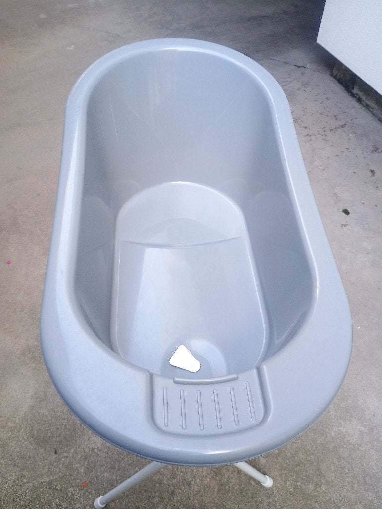 Baignoire pour bébé à pied, Enfants & Bébés, Bains & Soins, Enlèvement, Utilisé, Baignoire, Bébé-jou