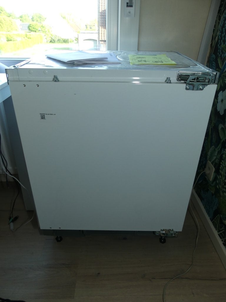 Réfrigérateur sous-structure, Enlèvement, 45 à 60 cm, 100 à 150 litres, Sans bac à congélation