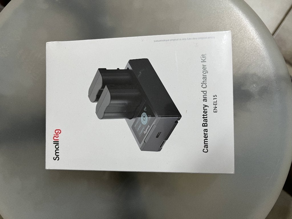 Lader fototoestel Smalrig met twee batterijen EN-EL 15, Info@fotografie-meurs.be, Nieuw, Disnet, Oplaadbaar