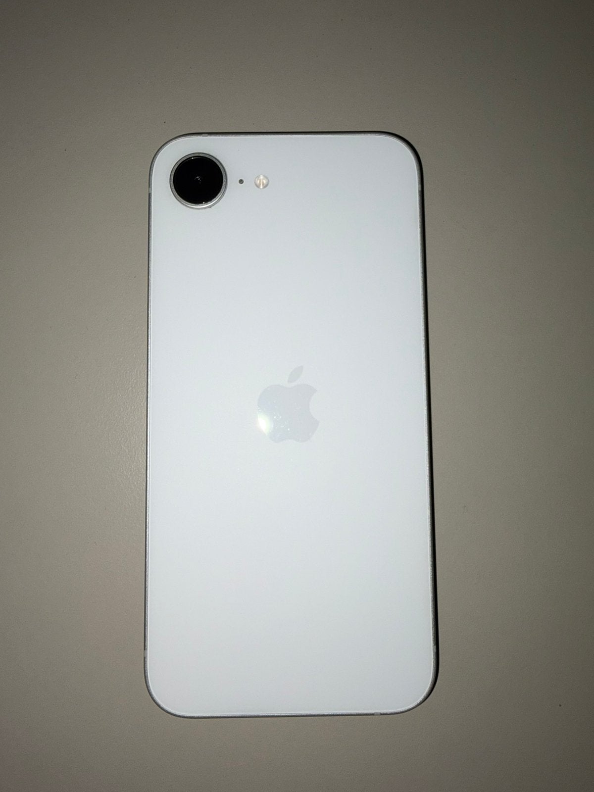 Iphone 16e, Télécoms, Enlèvement, Utilisé, Sans abonnement, Sans simlock