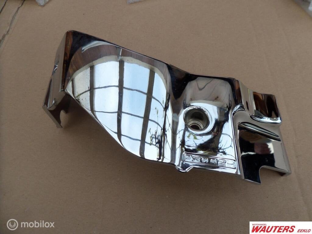 deksel aan versnellingen lh VL800 SUZUKI, Nieuw, Ophalen of Verzenden