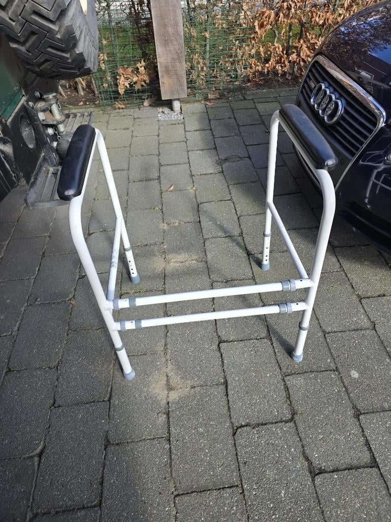 Opstahulp toilet, Ophalen, Nieuw