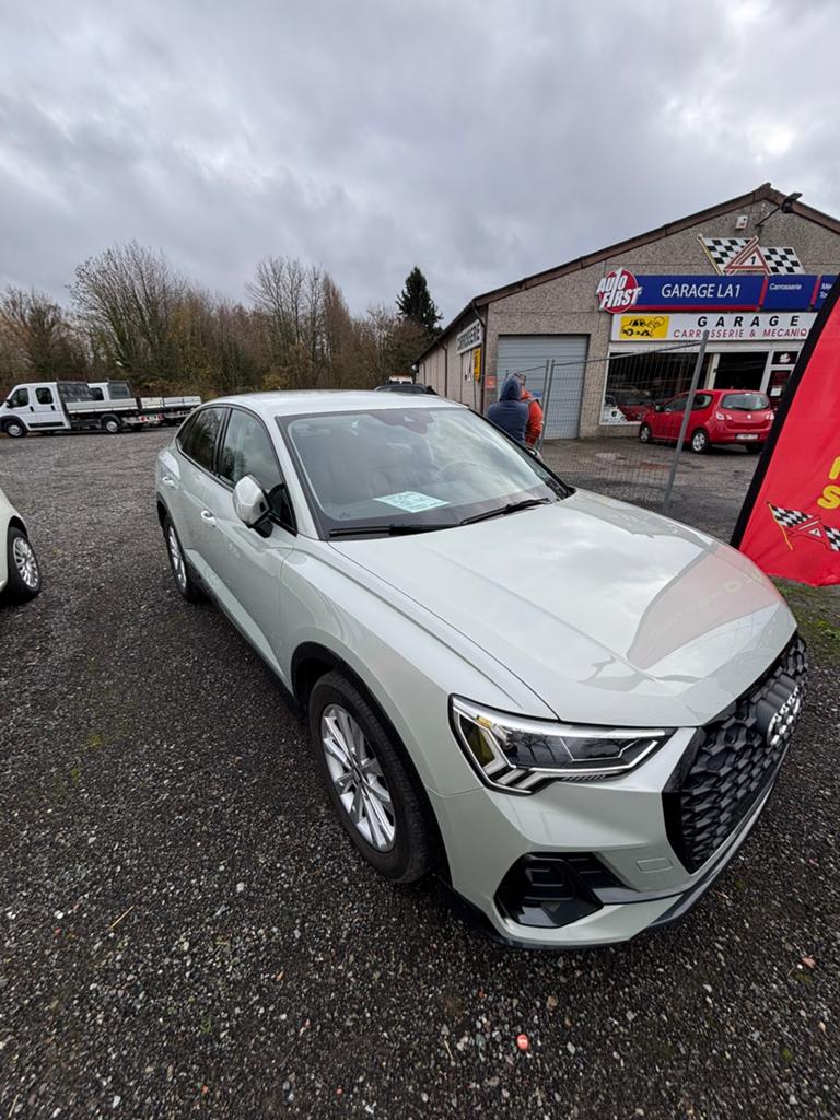 Audi q3 sportback, Autos, Audi, Cuir, Achat, Entretenue par le concessionnaire, Hybride Électrique/Diesel