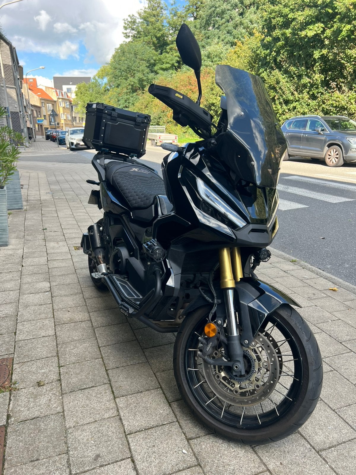 Honda Xadv 750, Motoren, Bedrijf