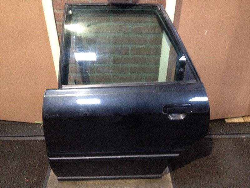 PORTE GAUCHE ARRIÈRE Audi 80 (B4) (01-1991/12-1995), Arrière, Auto-Union-Straße  1,
85057  Ingolstadt, DE, Info@audi.de, Audi