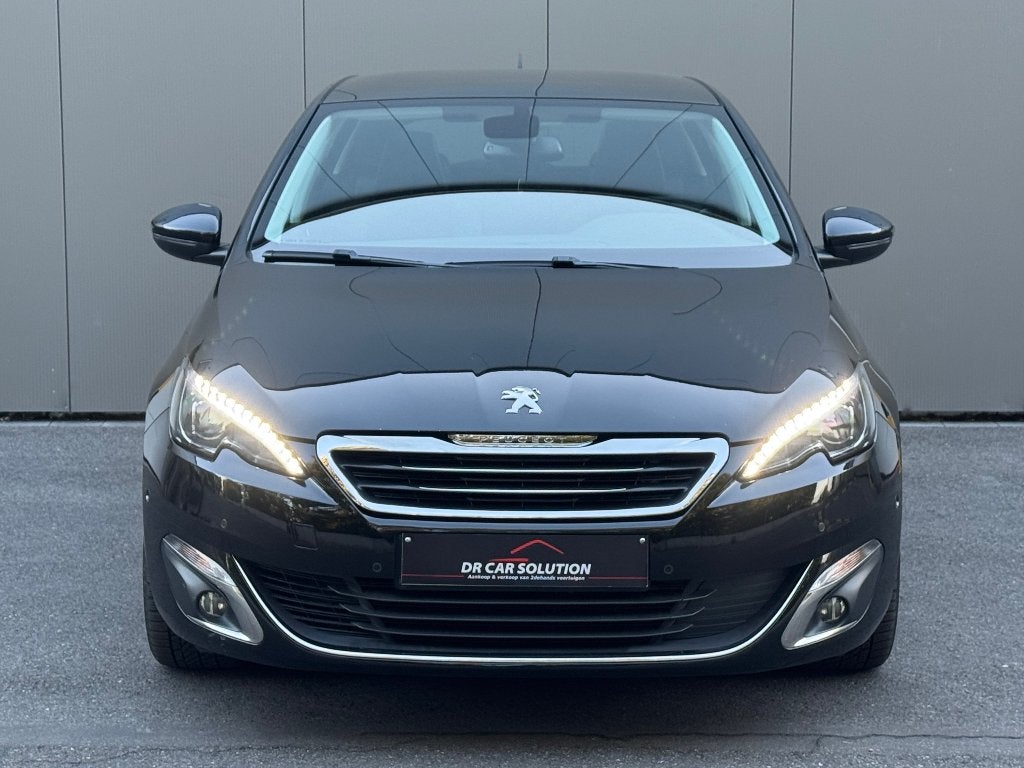 Peugeot 308 Allure 1.2 Pure Tech full option 136Dkm euro6B, Autos, Cuir et Alcantara, Achat, Euro 6, Entreprise