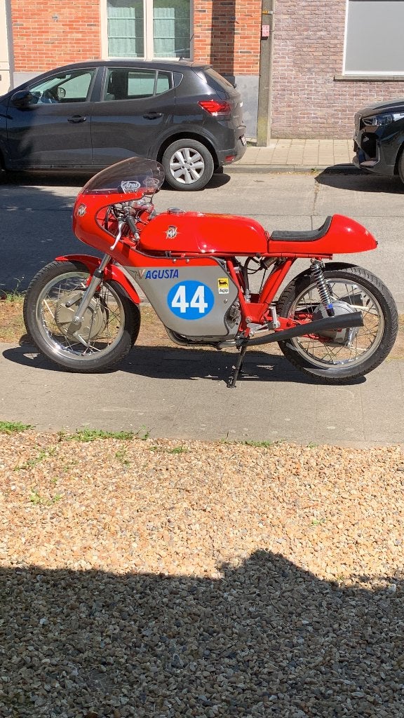 Mv augusta, Particulier