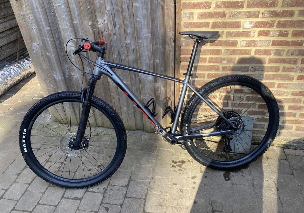 Scott mountainbike, Fietsen en Brommers, Heren, Zo goed als nieuw, Schijfrem, Ophalen