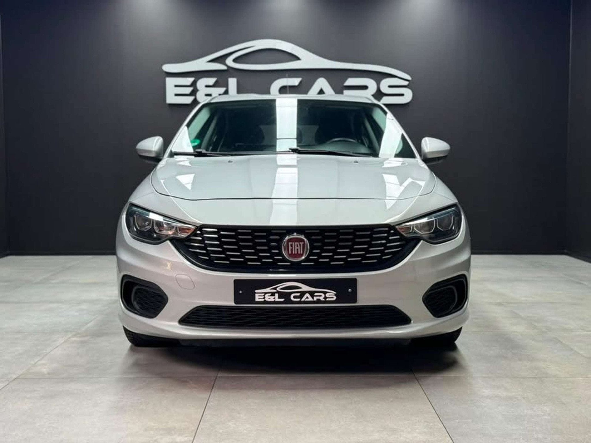 Fiat Tipo Tipo 1.3 MultiJet *12 mois de garantie*, Autos, Fiat, Argent ou Gris, Achat, Euro 6, Entreprise