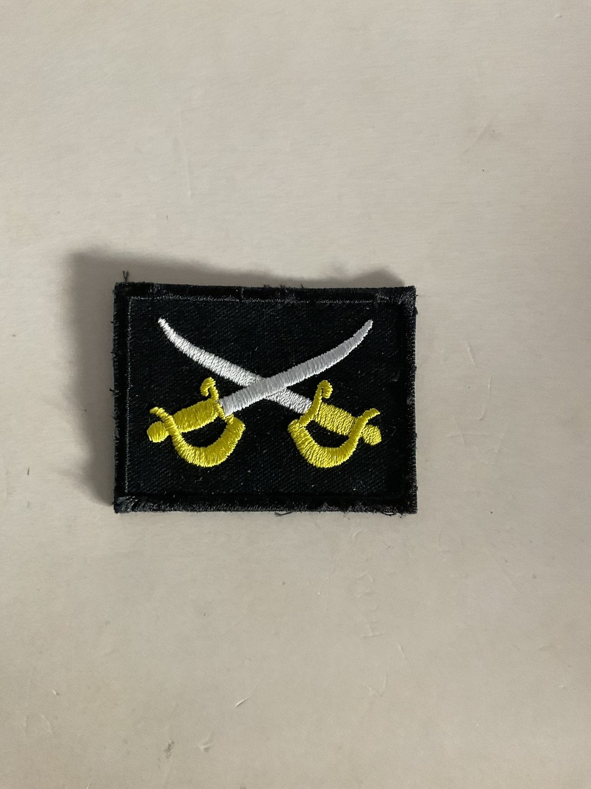 Onderrichter en scherpschutter, Collections, Broches, Pins & Badges, Enlèvement, Comme neuf