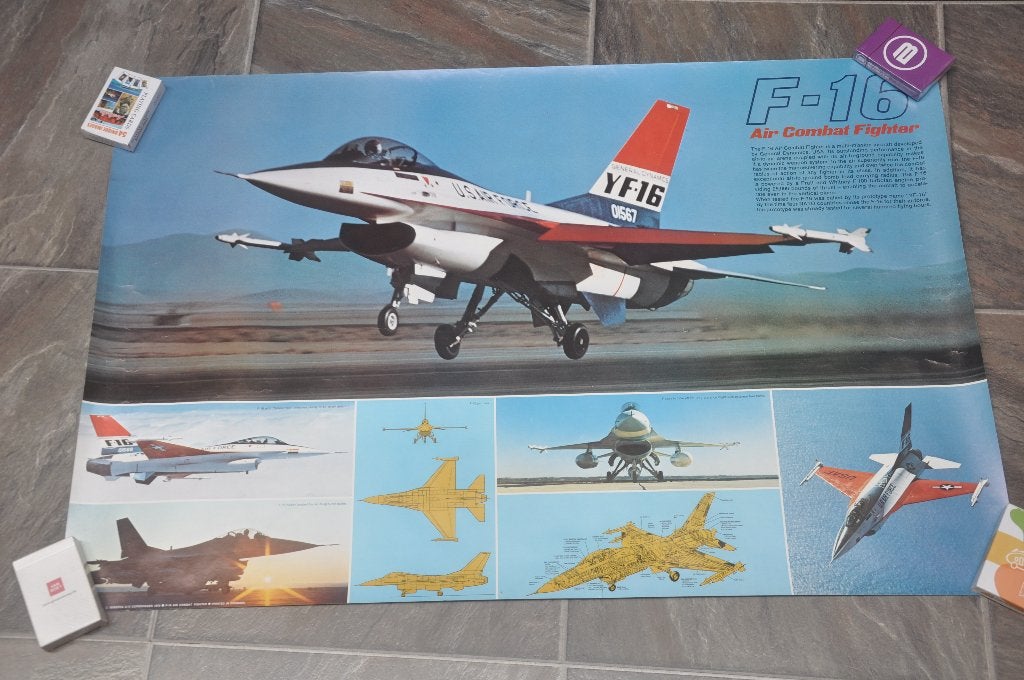 retro F16 poster, Verzamelen, Ophalen of Verzenden, Gebruikt, Overige onderwerpen