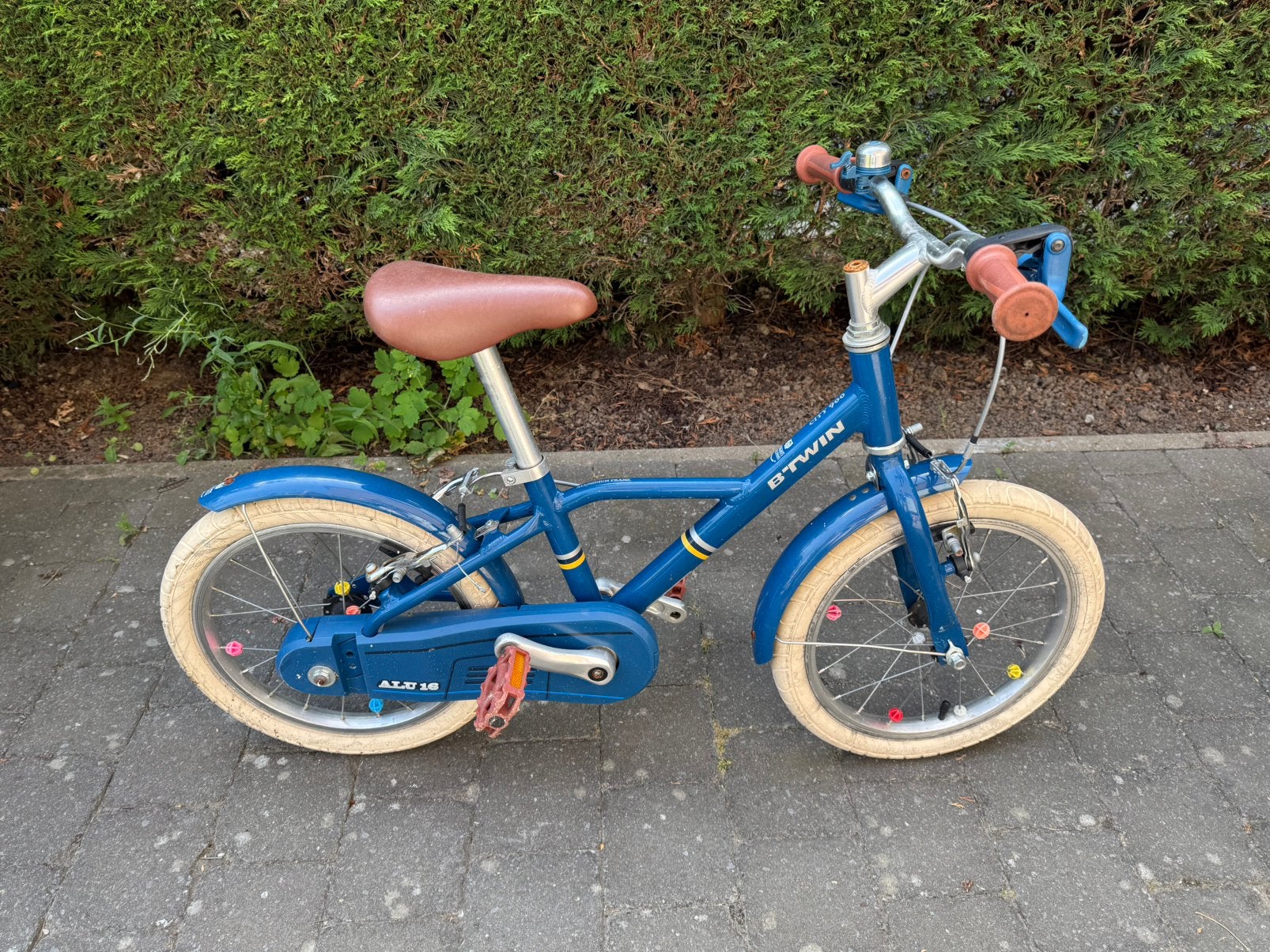 Kinderfiets 16inch B-Twin City 900, Vélos & Vélomoteurs, Vélos | Vélos pour enfant, Utilisé, 16 à 20 pouces, Frein sur jante, Enlèvement