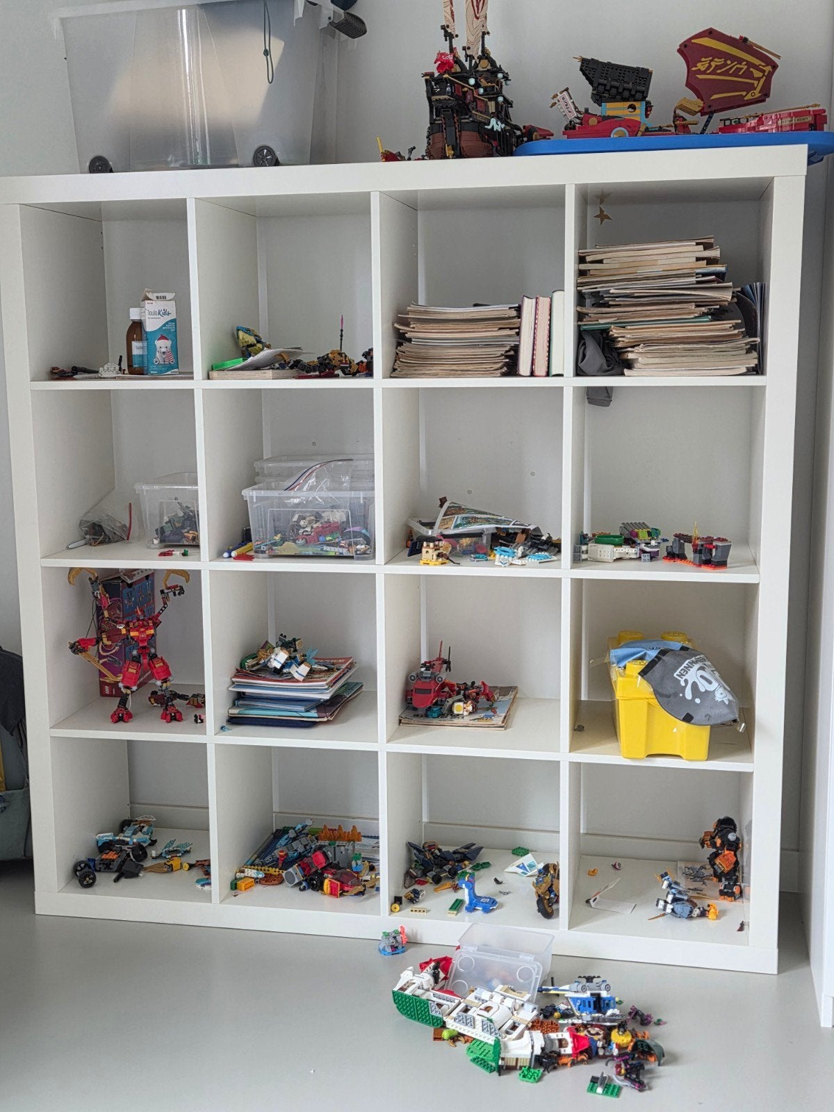 Kallax ikea rek met 16 vakken, Enlèvement