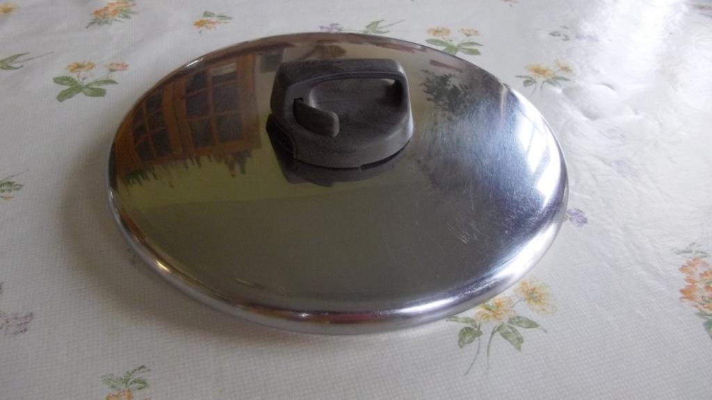 Inox Deksel +- 24 cm - opent en sluit, Ophalen of Verzenden, Inox