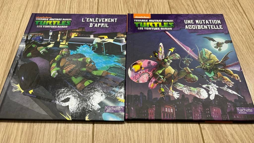 Lot de 2 livres Hachette Nickelodeon Tortues Ninja, Enlèvement ou Envoi, Utilisé