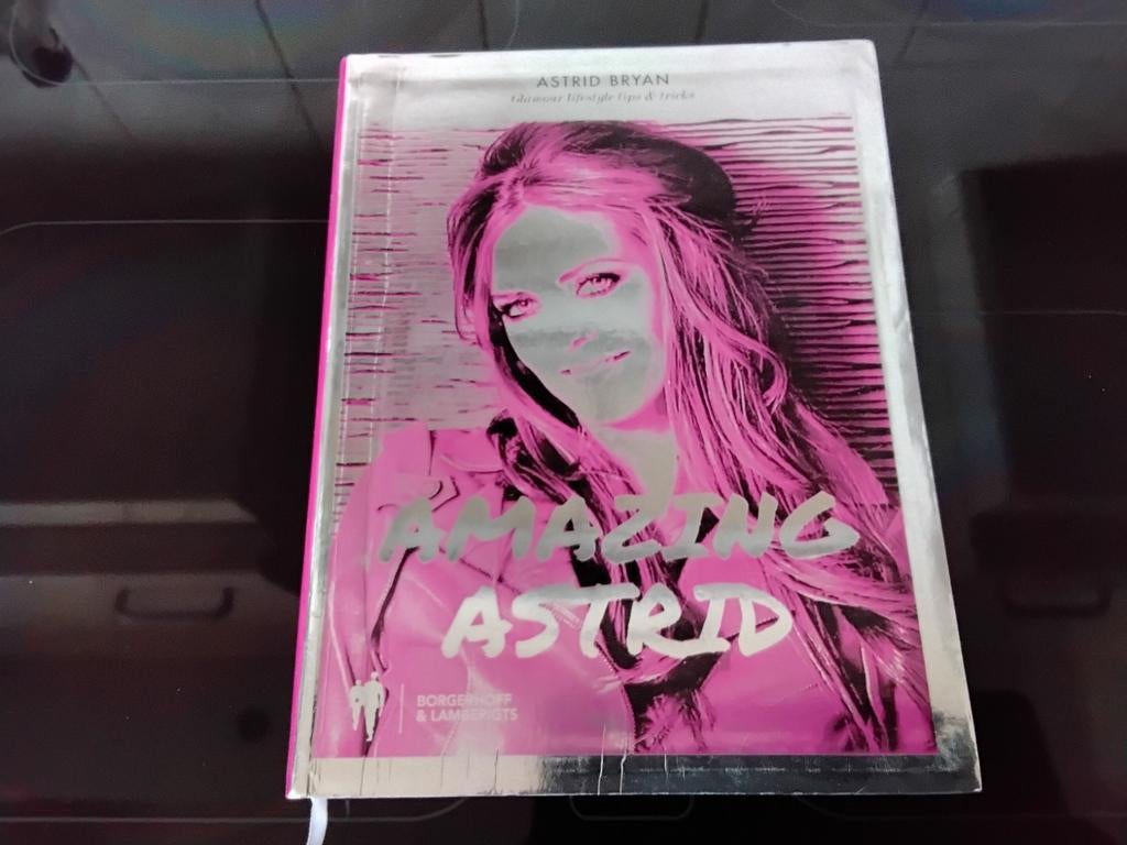 Amazing Astrid (Bryan), Ophalen of Verzenden