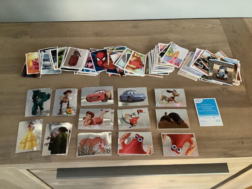 Cartes images d’album Disney Panini Carrefour, Enlèvement ou Envoi, Utilisé, Plusieurs autocollants