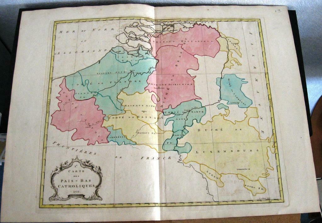 K16 Kaart Premier Carte des Païs-Bas Catholiques 1755 België, Boeken, Atlassen en Landkaarten, Gelezen, Voor 1800, Ophalen of Verzenden