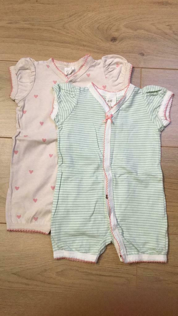 2 zomer pyjama’s mt56 H&M, Kinderen en Baby's, Babykleding | Maat 56, Nacht- of Onderkleding, Meisje, H&M, Ophalen of Verzenden