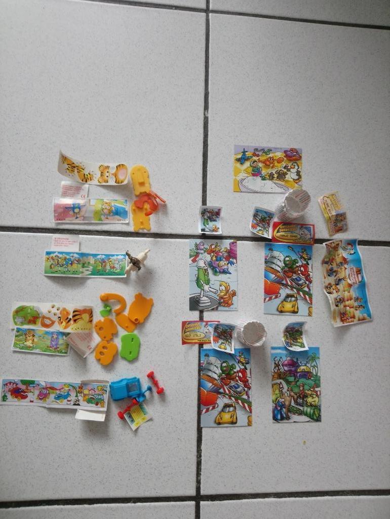 kinder surprise k97 et K03, Enlèvement ou Envoi, Comme neuf, Autres types