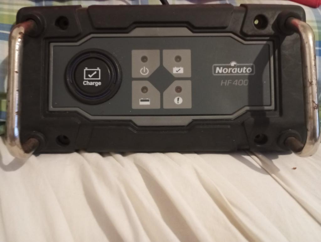 oplader voor auto battery 12V NORAUTO HF400, Auto-onderdelen, Accu's en Toebehoren, Ophalen, Gebruikt