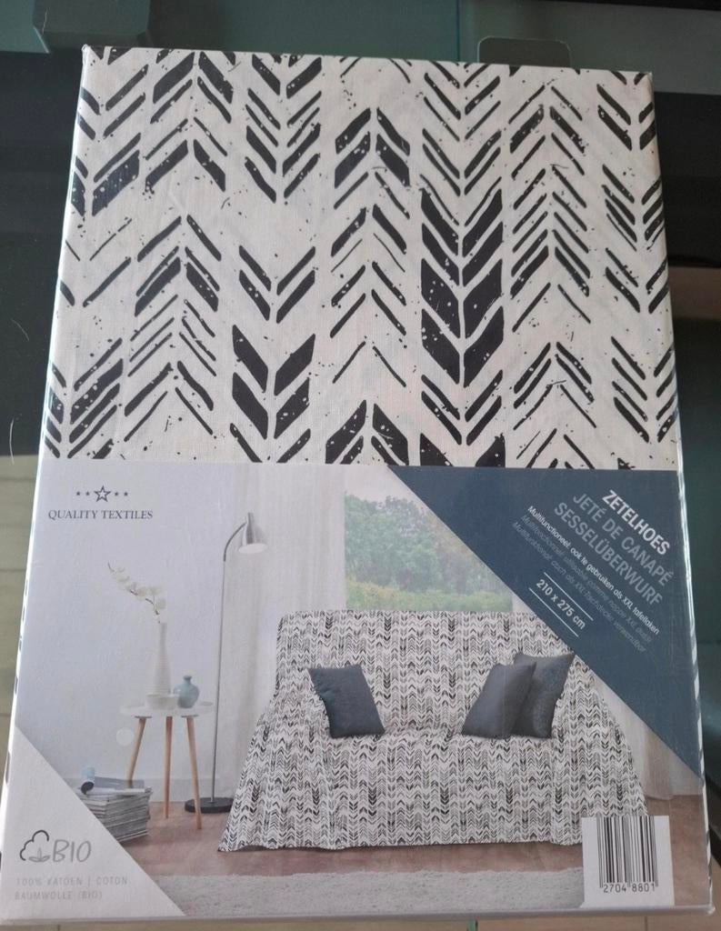 Neuf jeté de canapé ou nappe noir blanc, Maison & Meubles, Neuf, 125 cm ou plus, Enlèvement ou Envoi, 125 cm ou plus