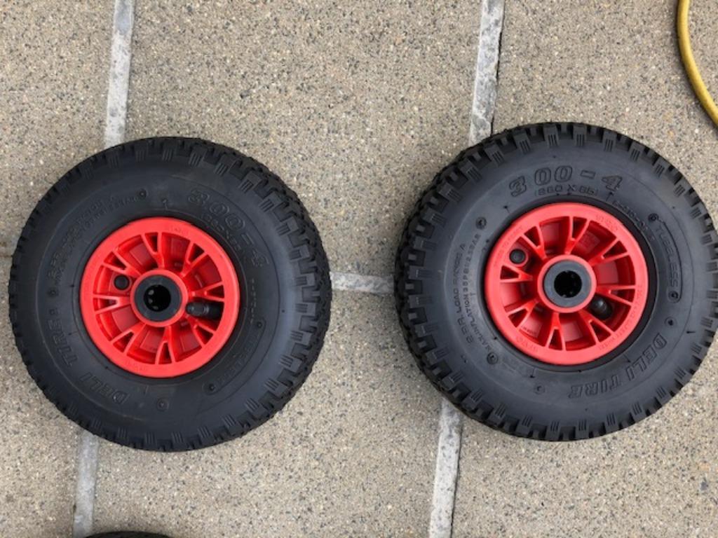 2 nieuwe wielen met nieuwe banden 300x4, Ophalen, Nieuw