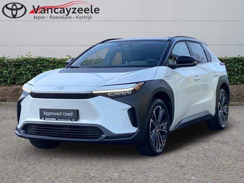 Toyota bZ4X Style+cam+gps+sens V+A, Auto's, Toyota, Automaat, Emergency brake assist, Zwart, Wit