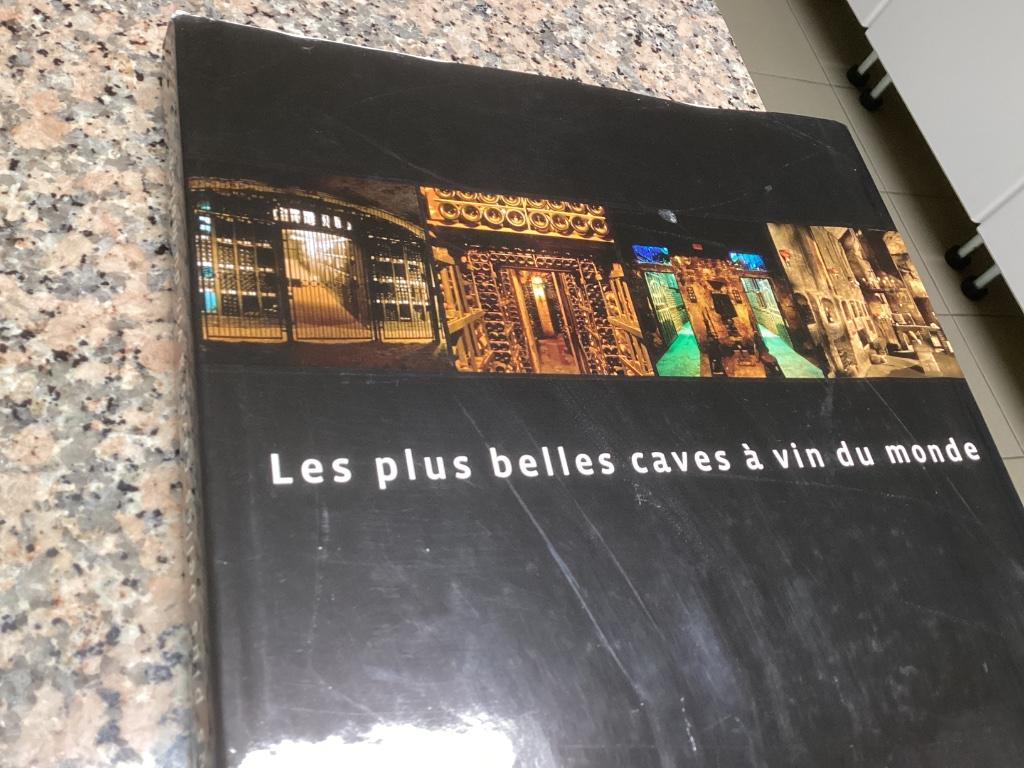 Les plus belles caves a vin du monde. VdH books, Ophalen of Verzenden, Zo goed als nieuw