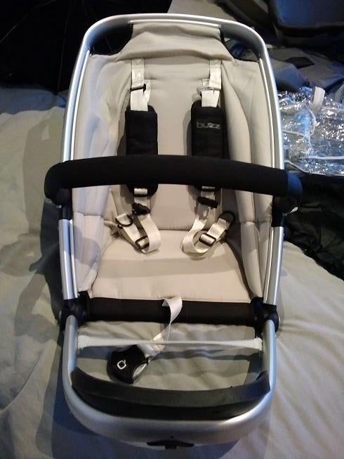buggy met reismand voor baby, Ophalen, Zo goed als nieuw, Quinny, Zonnekap