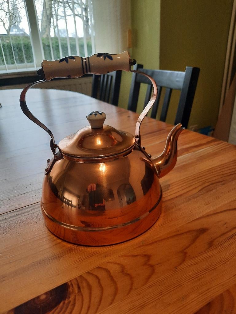 Koperen theeketel, Ophalen, Koper