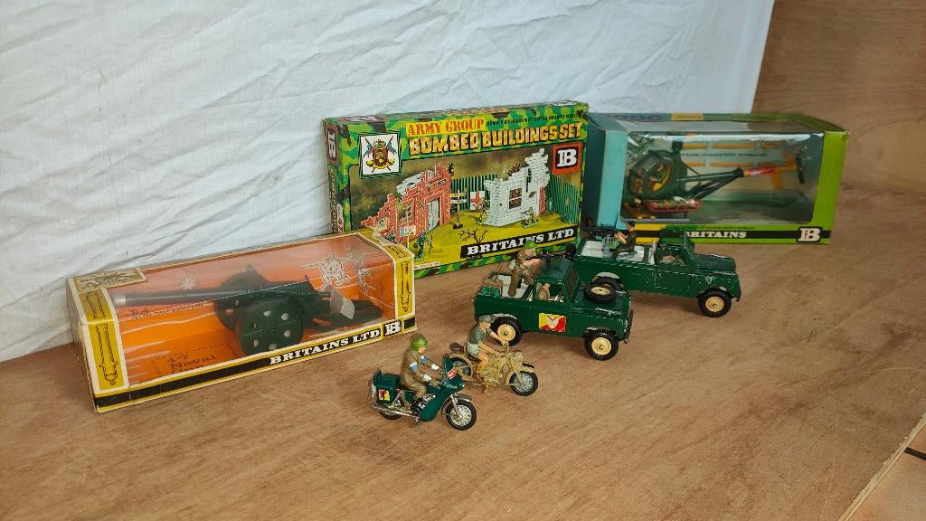De Britse militaire collectie echo 1/32e, Hobby en Vrije tijd, Modelbouw | Figuren en Diorama's, Ophalen of Verzenden, Gebruikt