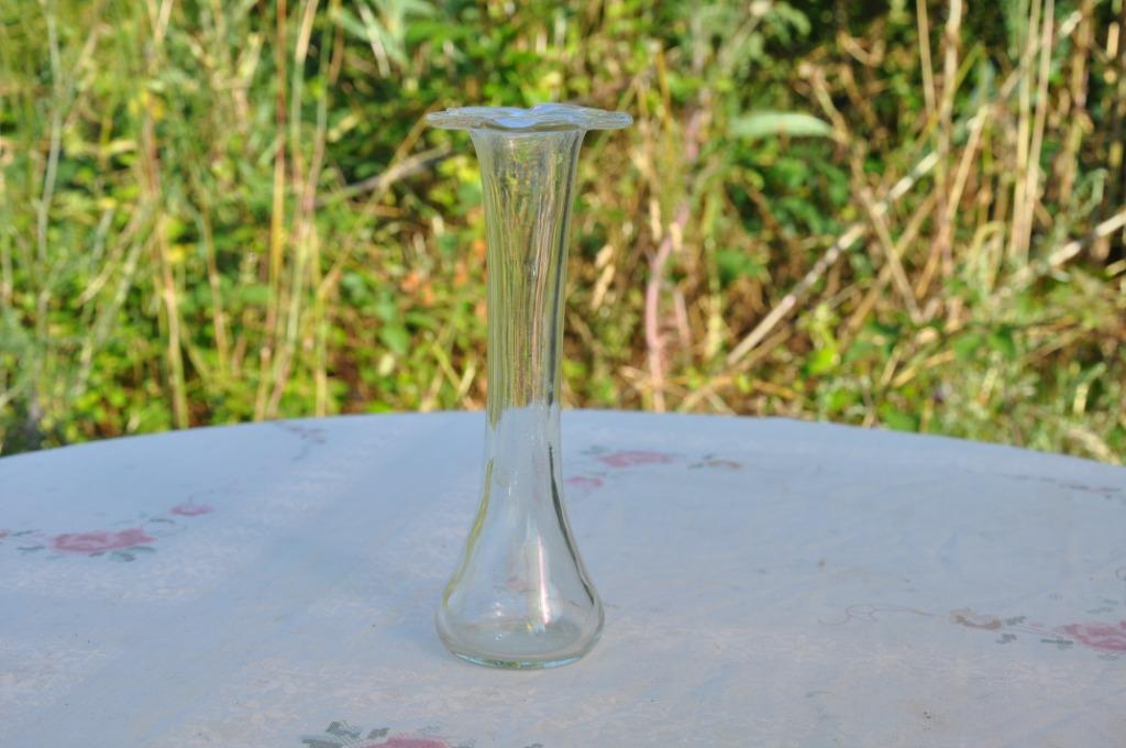 vase soliflore base boule verre blanc, Moins de 50 cm, Enlèvement ou Envoi, Comme neuf, Verre