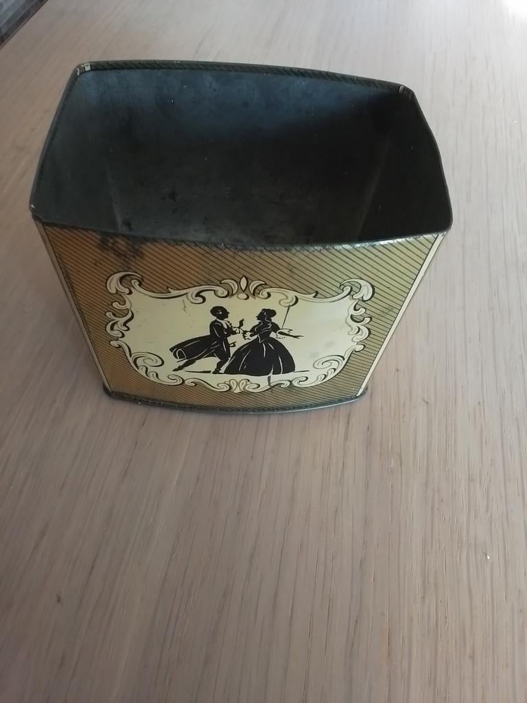 Oude blikken doos cote d’or, Enlèvement ou Envoi, Utilisé