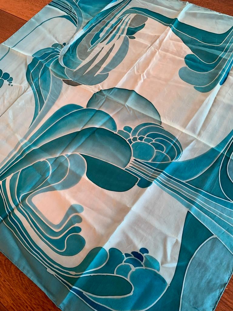 Foulard SHANNA Vintage Carré en Soie, Vêtements | Femmes, Enlèvement ou Envoi