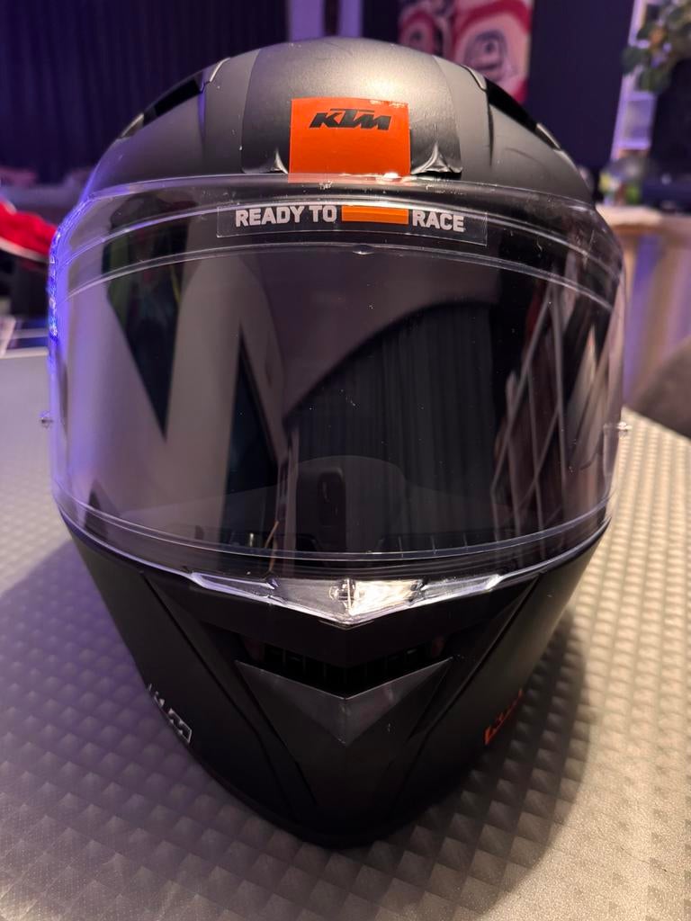 KTM DUKE helm Nieuwstaat!