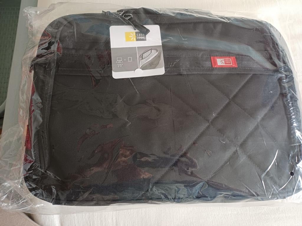 Case Logic, Computers en Software, Laptoptassen, Ophalen of Verzenden, 15 inch, Nieuw