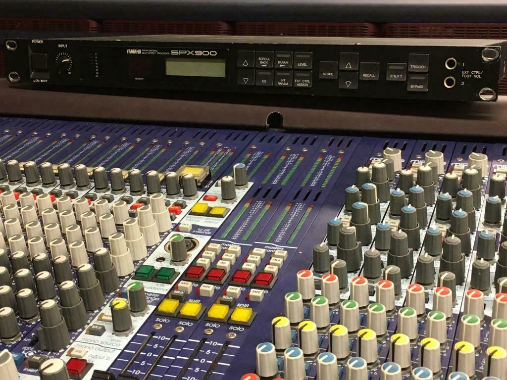 yamaha spx900, Audio, Tv en Foto, Professionele apparaten, Ophalen, Gebruikt