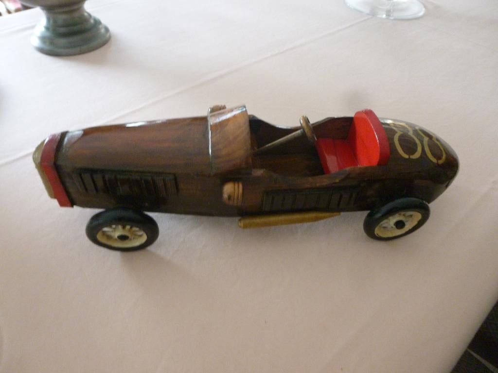 voiture en bois, Enlèvement, Comme neuf, Meuble ou Kitchenette